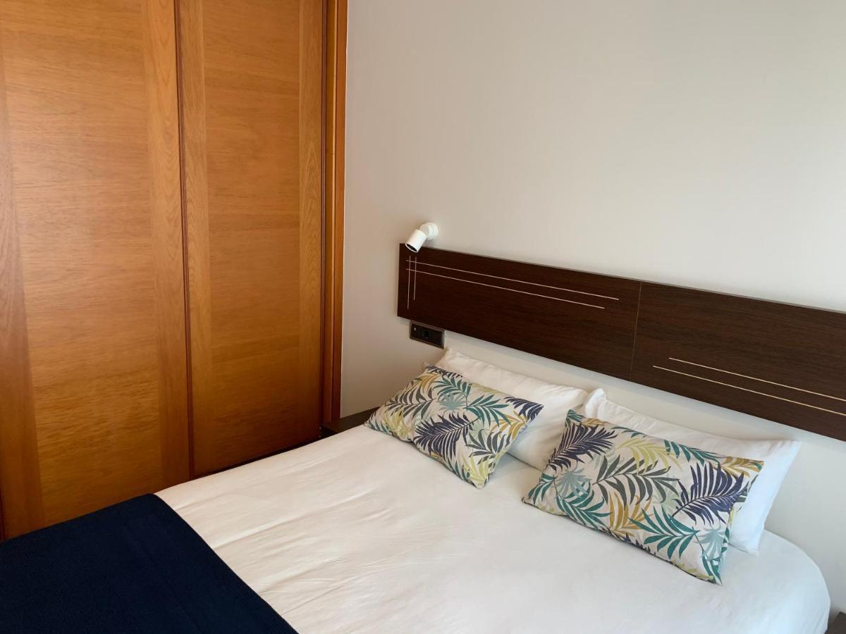 Apartamentos Illa A Illa de Arousa Buitenkant foto